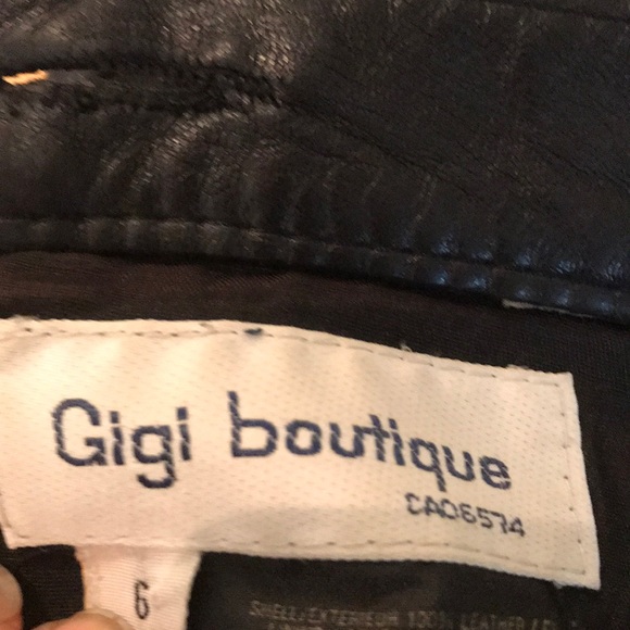 “GIGI BOUTIQUE” Vintage Black Leather Skirt. - Picture 10 of 13
